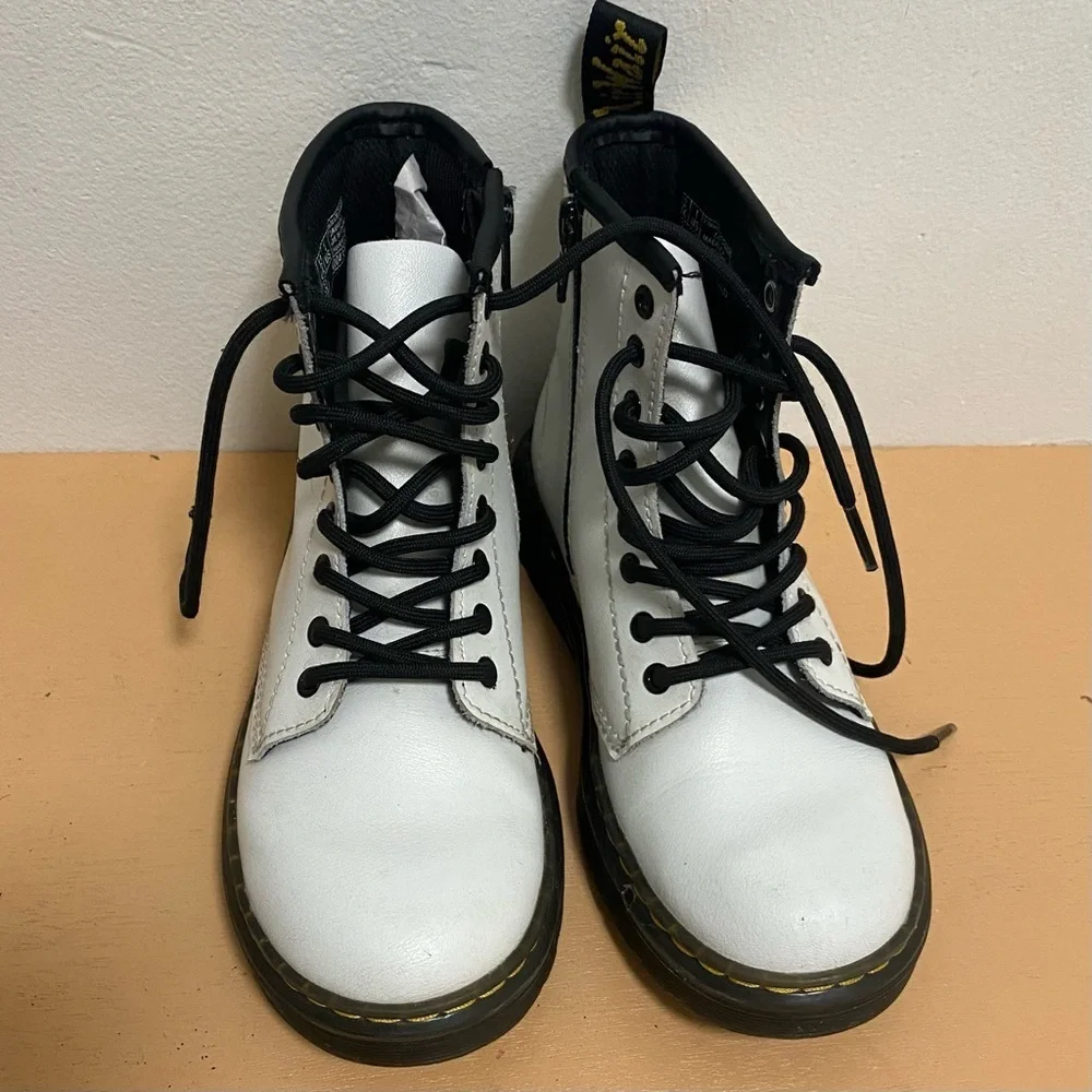 Dr. Martens Kids White Zavala Combat Boots